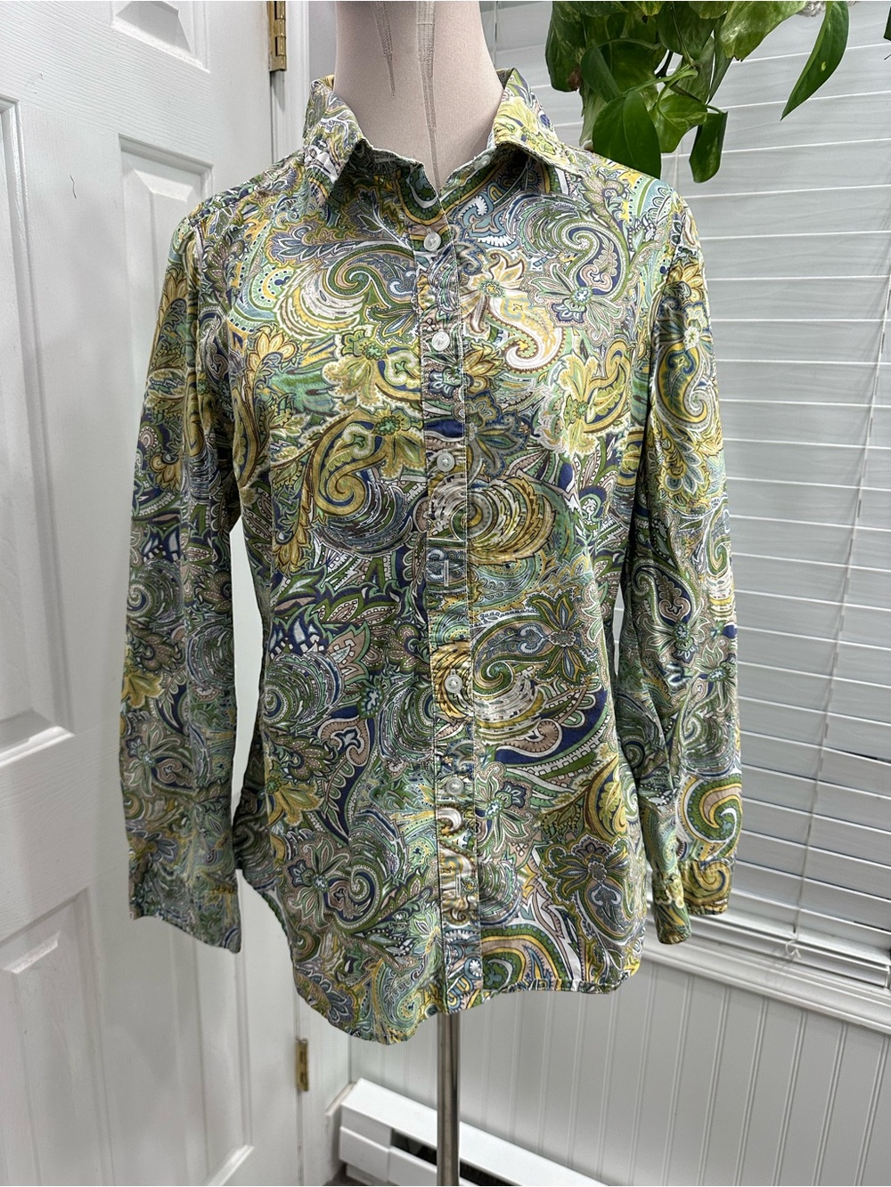 Appleseed's Green Paisley Button-Down Shirt
